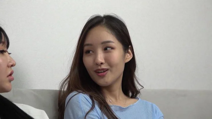 Hai Cái Lỗ Trên Sân Gôn Full