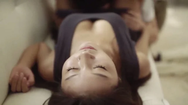 Mối Tình Đầu Của Con Trai Full